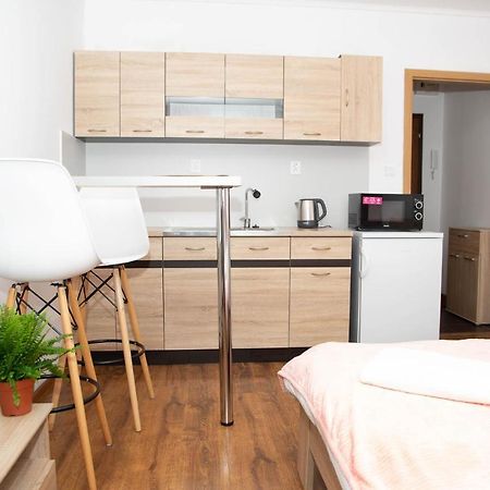 Cosy Studio In Nove Zamky Ngoại thất bức ảnh