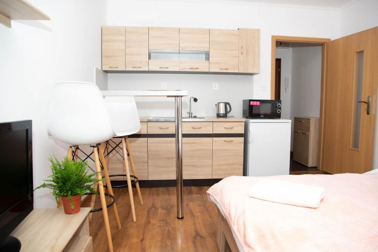 Cosy Studio In Nove Zamky Ngoại thất bức ảnh