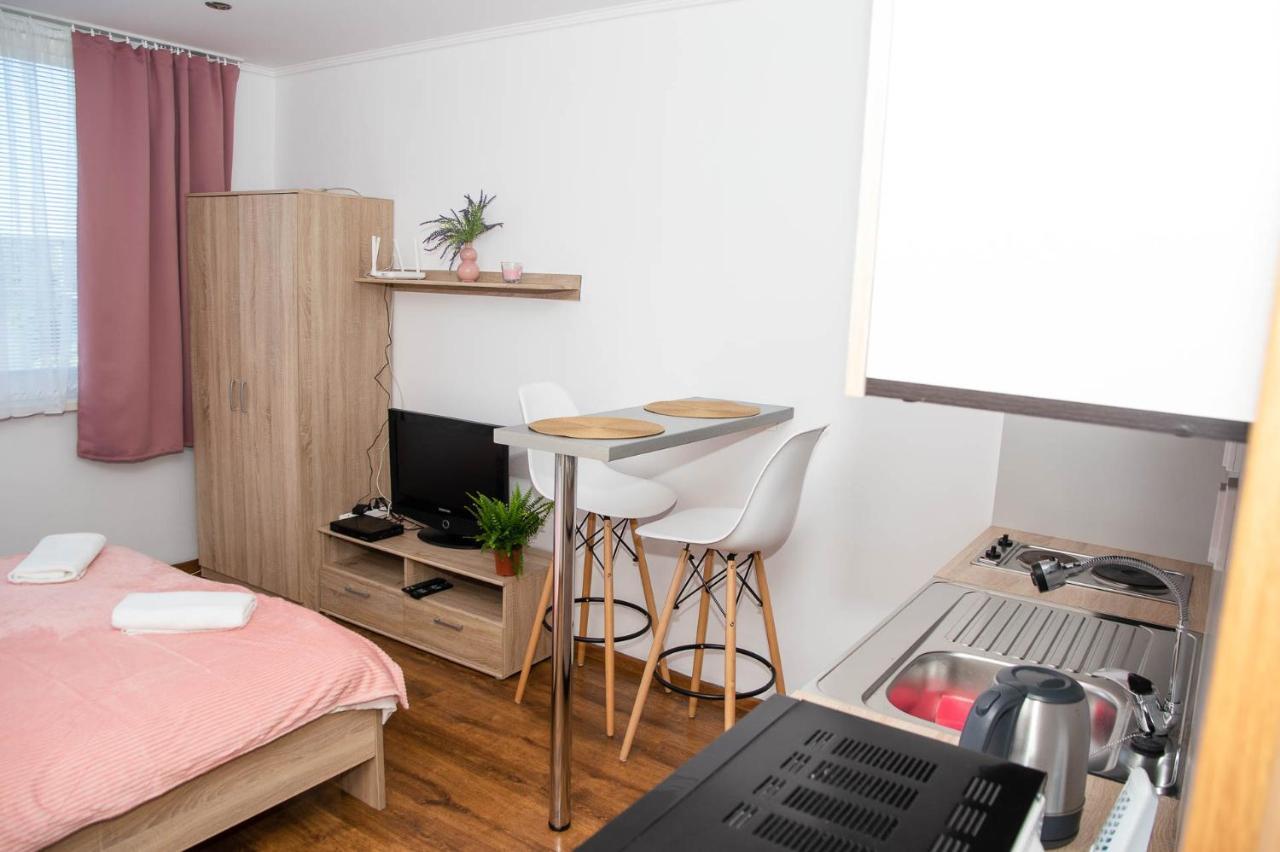 Cosy Studio In Nove Zamky Ngoại thất bức ảnh